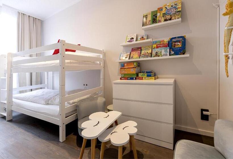 Апартаменты 2 Спальни, Garni Am Domplatz