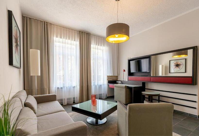 Апартаменты 2 Спальни, Garni Am Domplatz