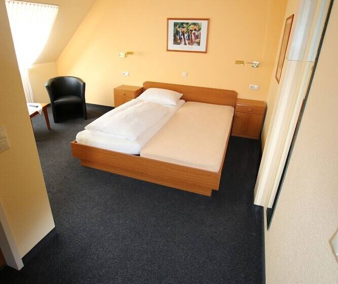 غرفة قياسية, Garni Haffmans