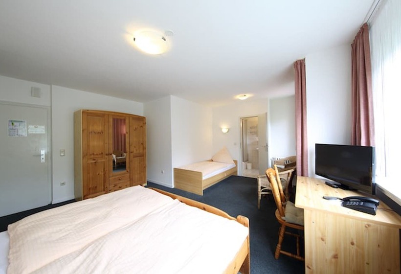 스탠다드 트리플 룸, Garni Schilling