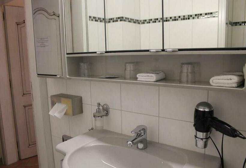 חדר סטנדרט, Müller Köln