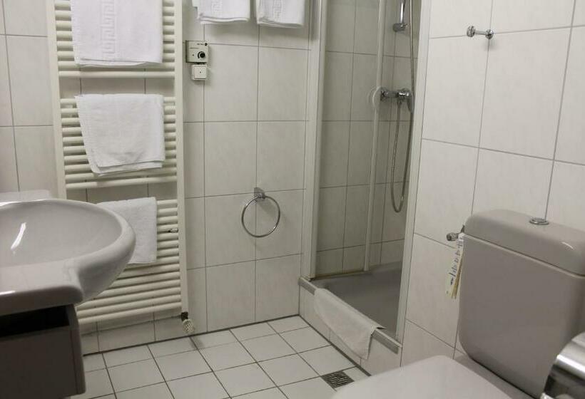 חדר סטנדרט, Müller Köln