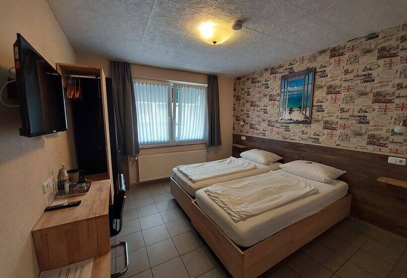 חדר סטנדרט, Müller Köln