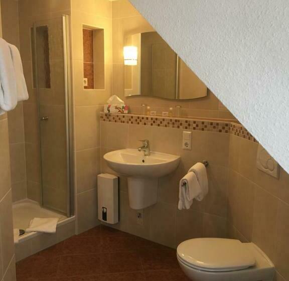 חדר סטנדרט, Feste Neustadt