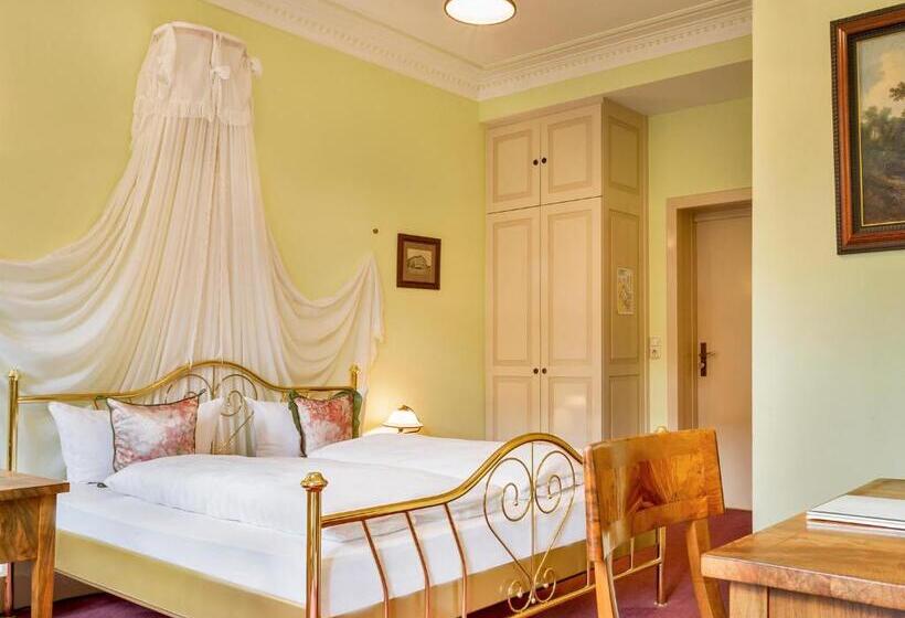 标准间, Schwarzer Bär Jena