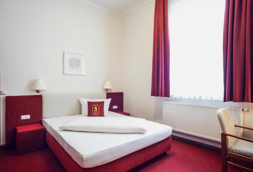 标准间, Schwarzer Bär Jena