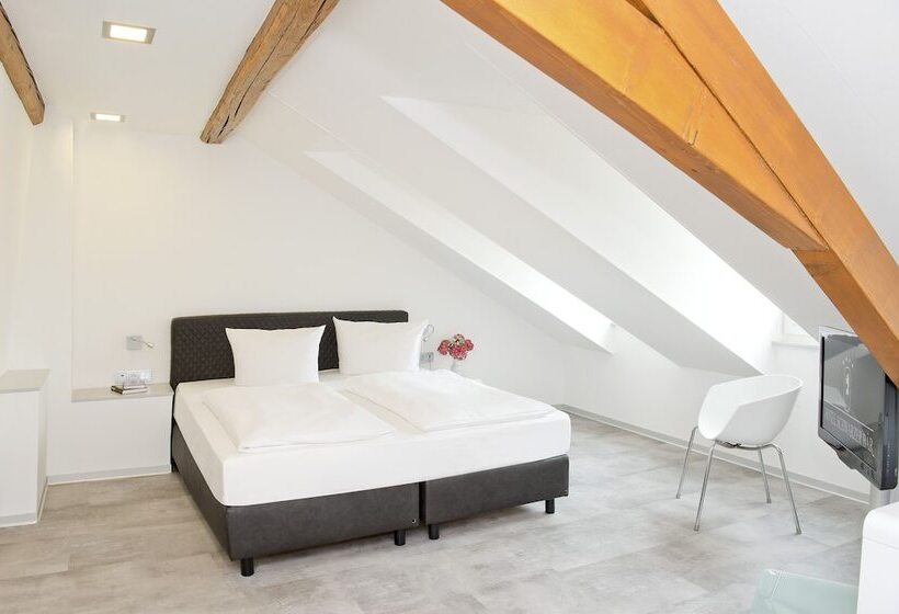 豪华房间, Schwarzer Bär Jena