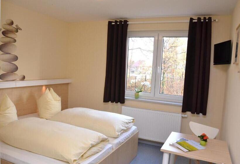 标准间, Villa Ephraim