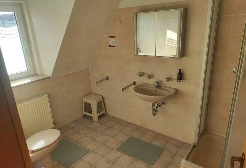 اتاق استاندارد, Zimmer Am Jüdenhof