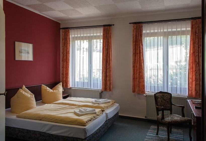 スタンダードトリプルルーム, Landhotel Alt Jocketa