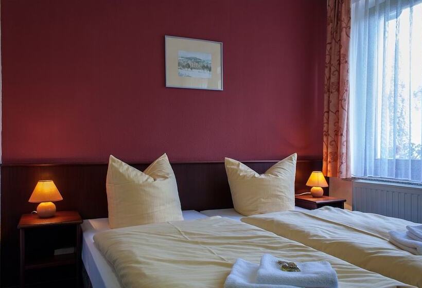 スタンダード4人部屋, Landhotel Alt Jocketa