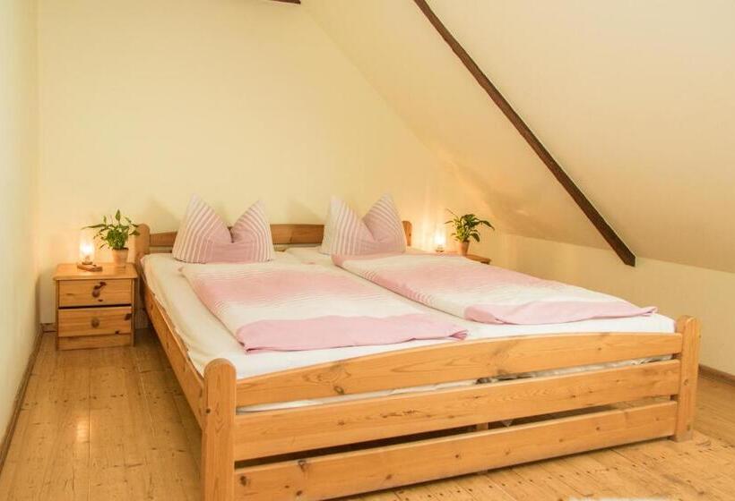 Апартаменты 2 Спальни, Landhotel & Reiterhof Schumann