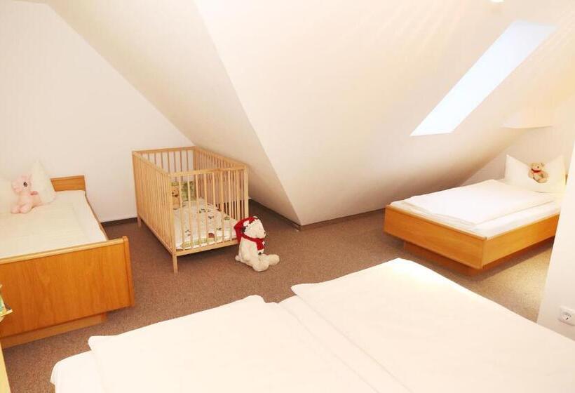 Апартаменты 1 Спальня, Landhotel & Reiterhof Schumann