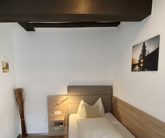 غرفة قياسية فردية, Gasthof Koch