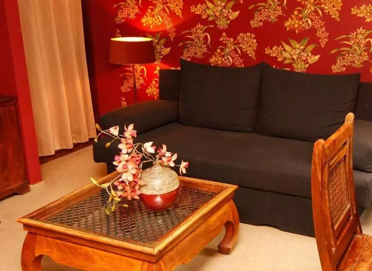コンフォーとスイートルーム, Art Hotel Neckar