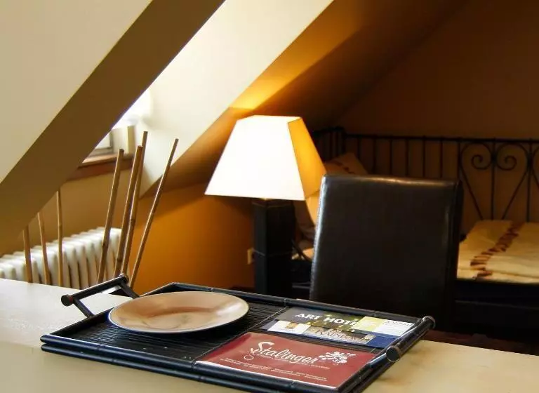 コンフォーとスイートルーム, Art Hotel Neckar