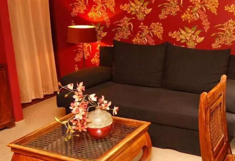 コンフォーとスイートルーム, Art Hotel Neckar