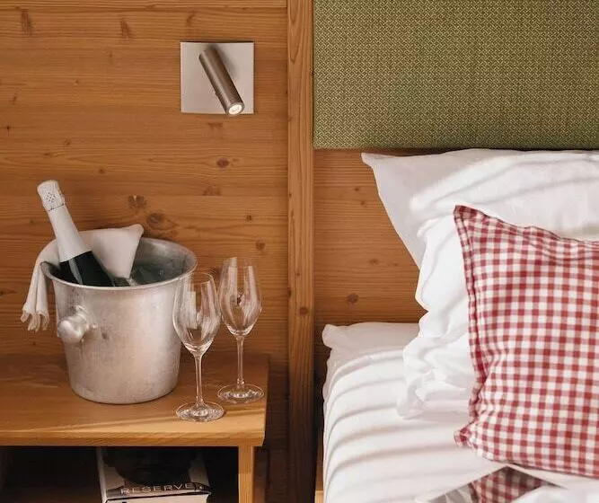 コンフォートルーム, Berghotel Wiedener Eck