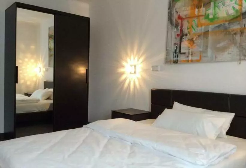 Standard Yhden Hengen Huone, 52 Bergheim