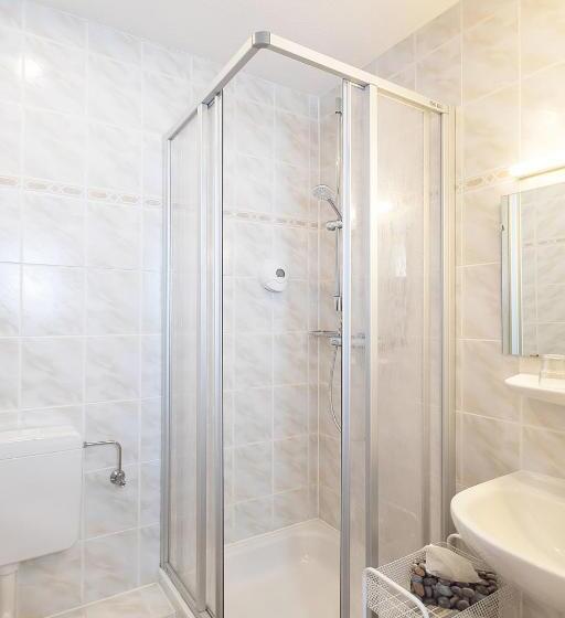 コンフォートルーム, Am Steinberg