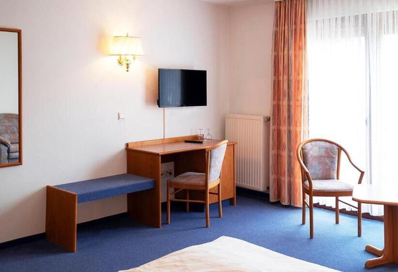 コンフォートトリプルルーム, Am Steinberg