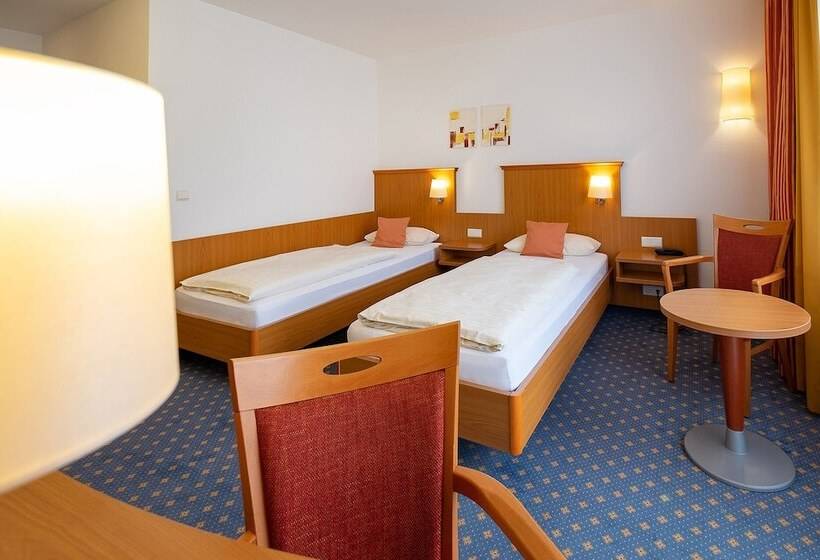 スーペリアールーム, Am Steinberg