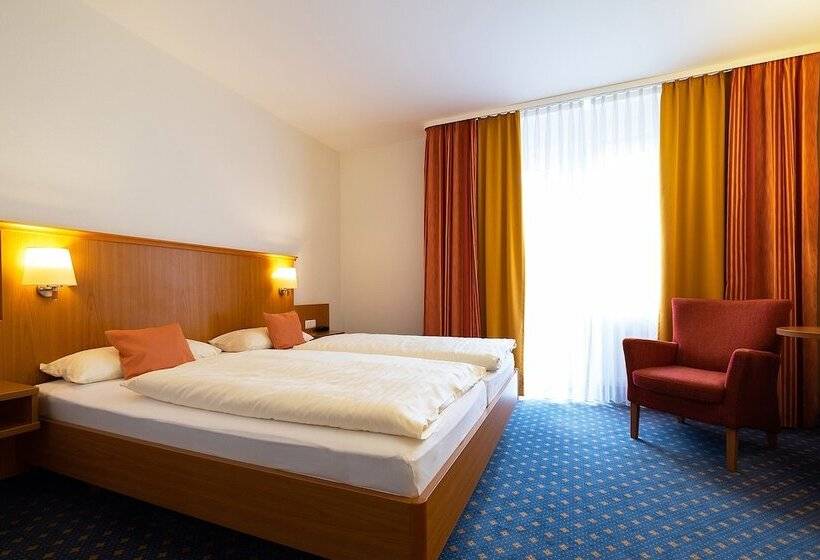 スーペリアールーム, Am Steinberg