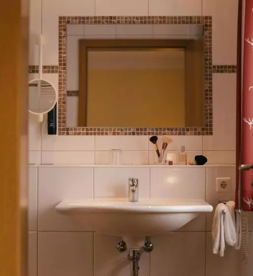 スタンダードルーム, Berghotel Wiedener Eck