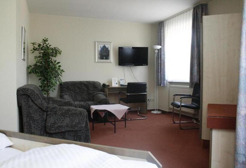 חדר סטנדרט יחיד, Burgklause