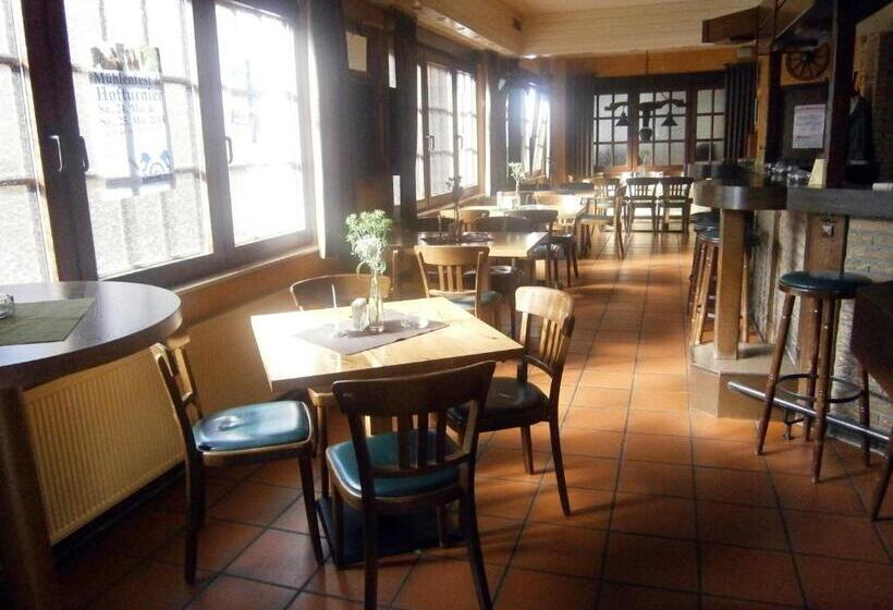 חדר סטנדרט יחיד, Burgklause