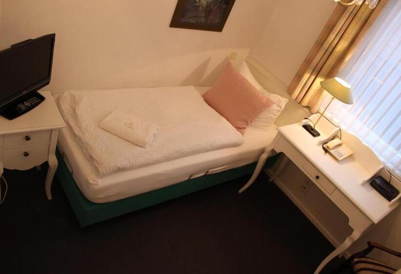 غرفة قياسية فردية, Garni Zur Linde