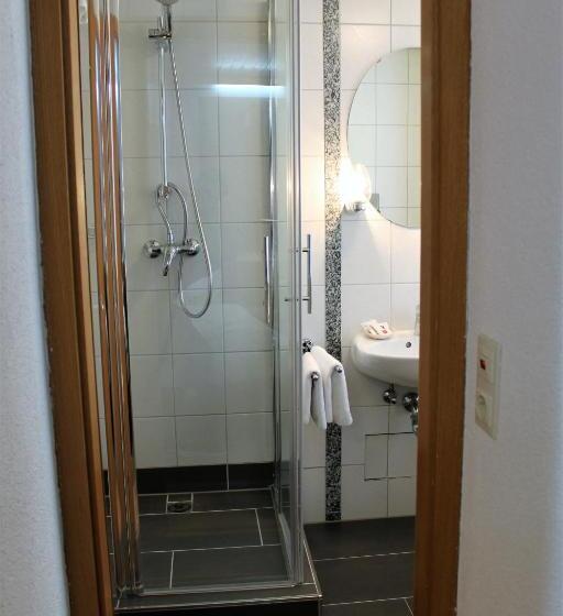 스탠다드 룸, Krone