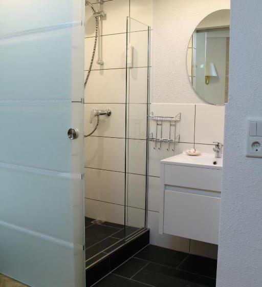 스탠다드 룸, Krone