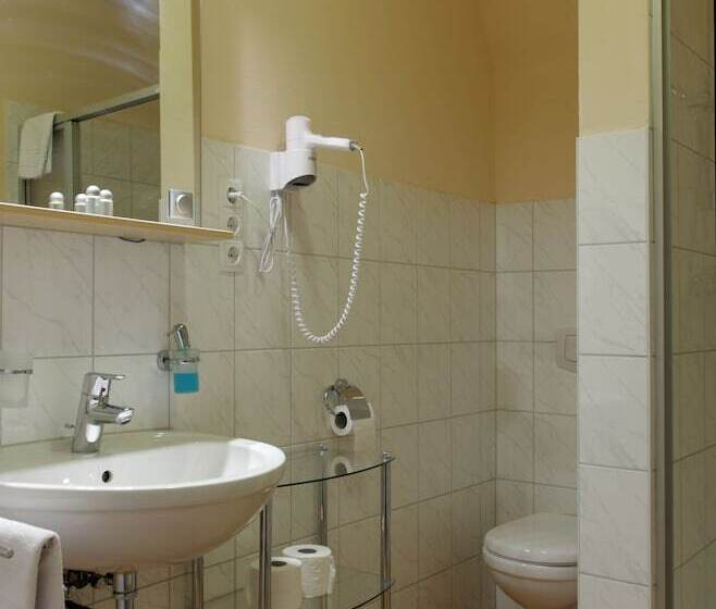 标准间, Linde Pfalz