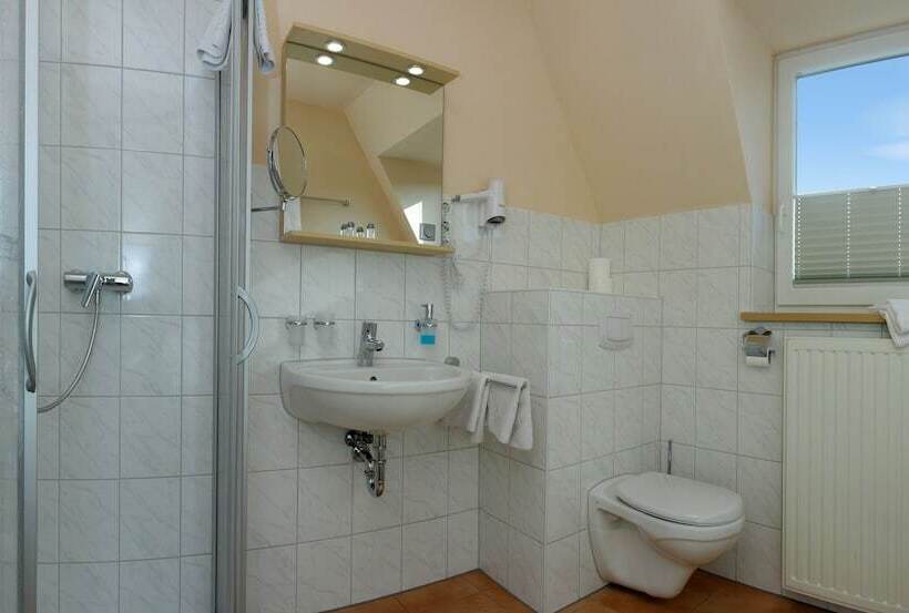 标准间, Linde Pfalz