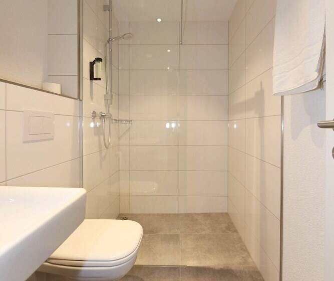 标准间, Linde Pfalz