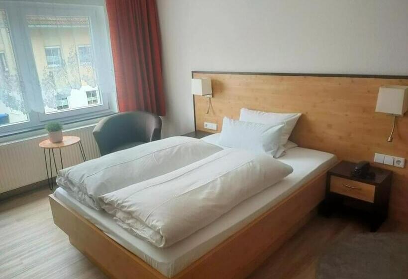 غرفة إقتصادية, Lowen By Mastiff