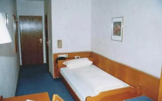 اتاق استاندارد یک نفره, Ludwigstal