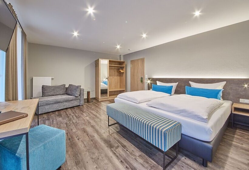 חדר דלוקס, Reiler Hof