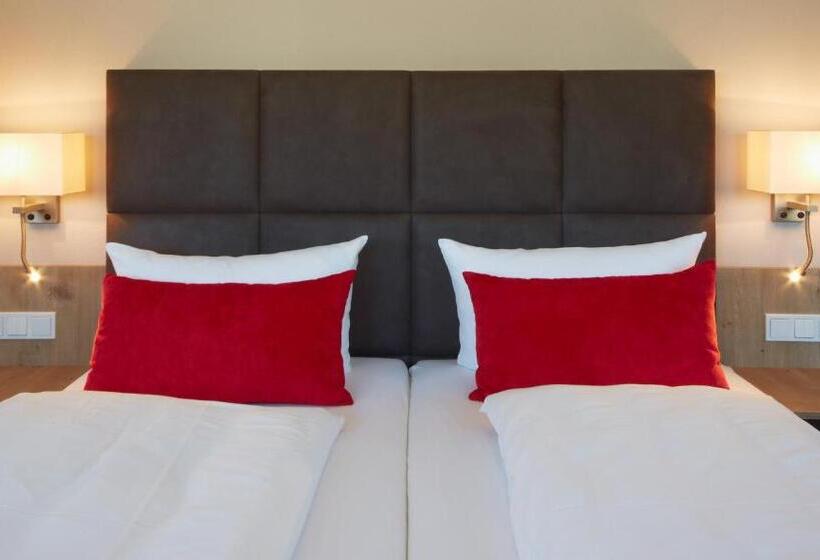 Номер Deluxe, Reiler Hof