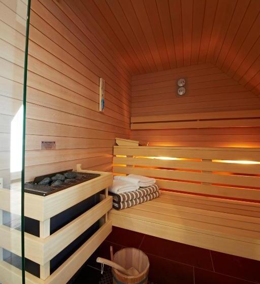 חדר דלוקס, Reiler Hof