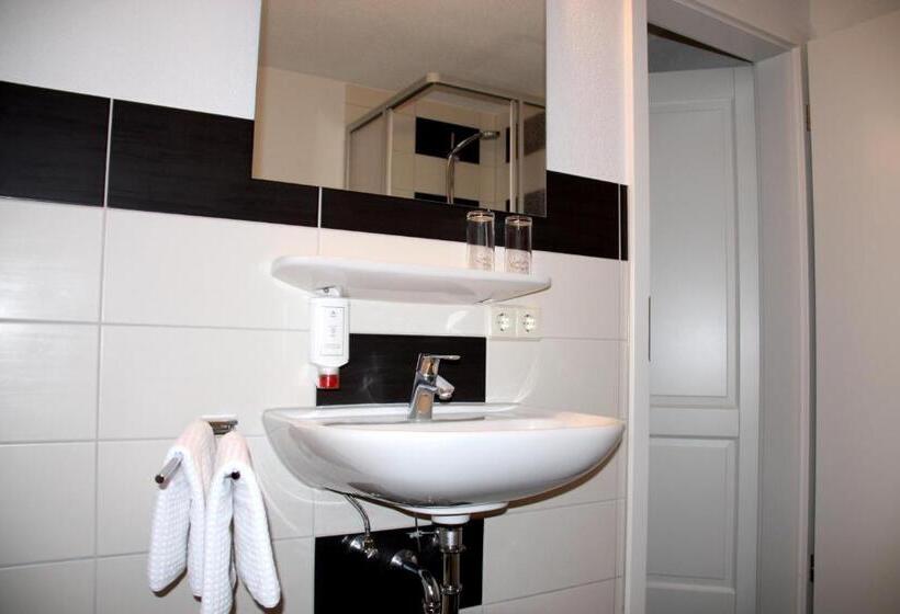 스탠다드 룸, Restaurant Engel