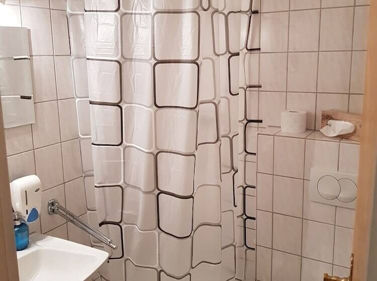 Номер Стандарт Индивидуальный, Schweizer Stubb