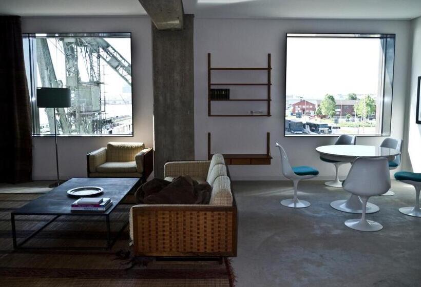 디럭스 주니어 스위트, Speicher7