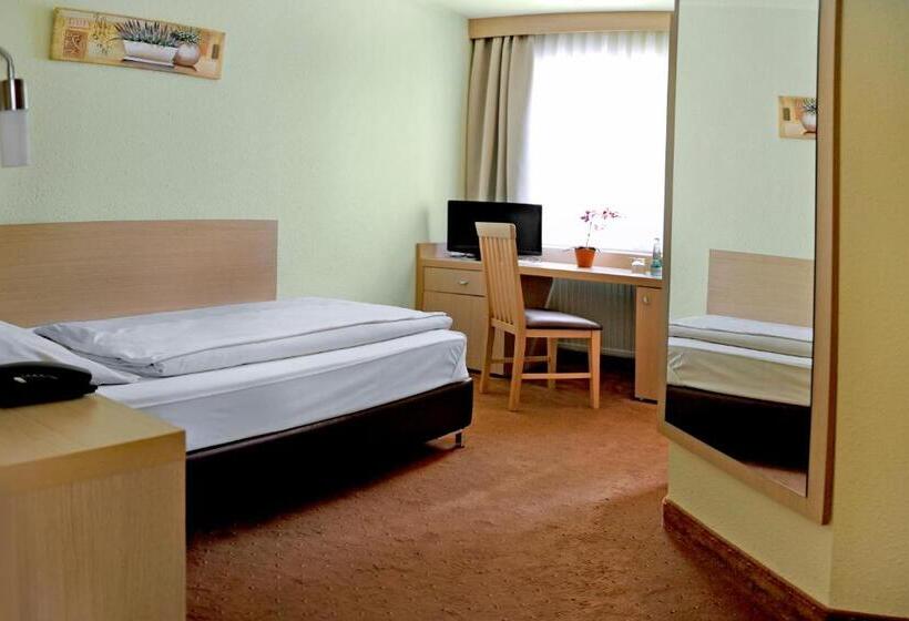 غرفة قياسية فردية, Tannenhof