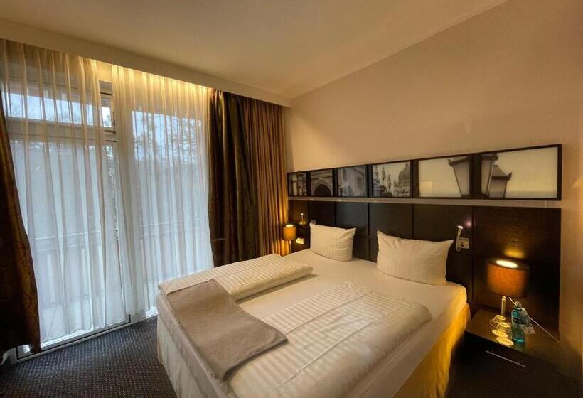 Номер Deluxe, Wald