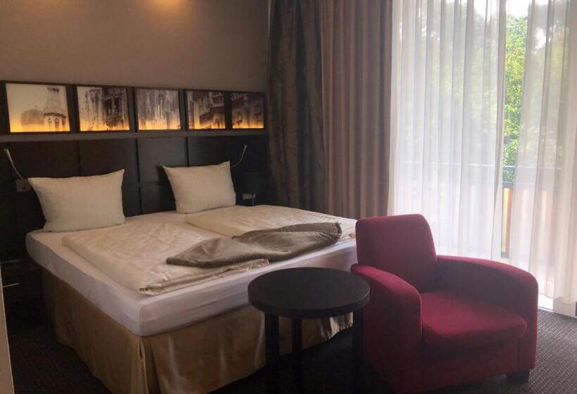 Номер Deluxe, Wald