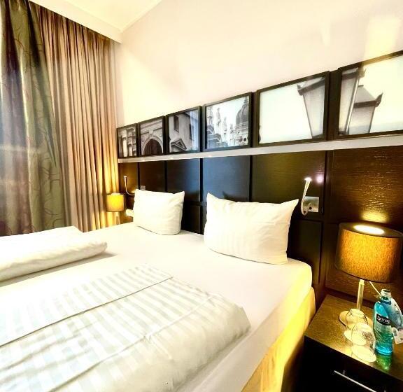 Номер Deluxe, Wald