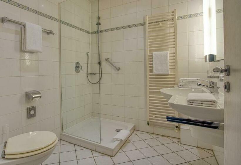 컴포트 룸, Kischers Landhaus