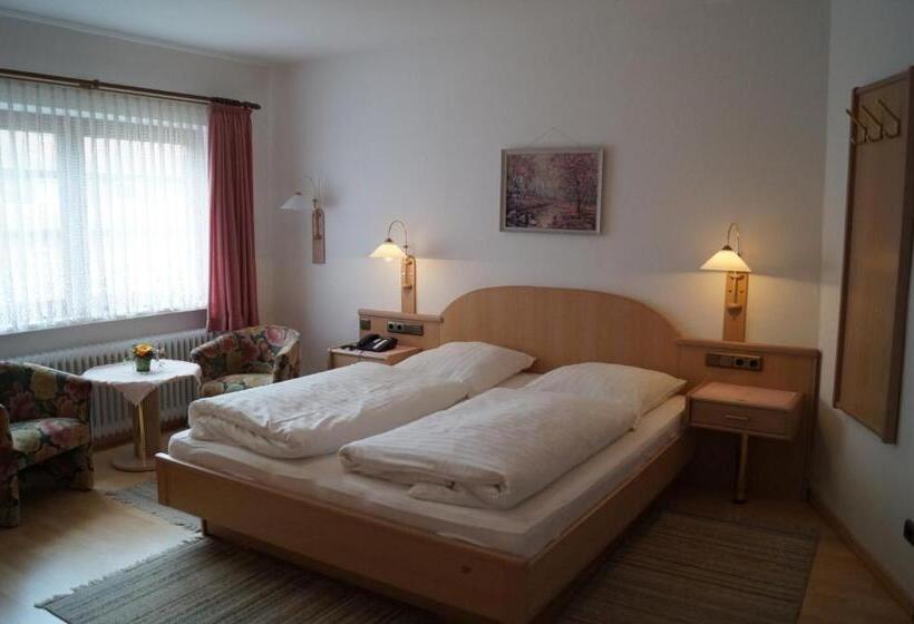 Номер Стандарт, Gasthof Isernhagen